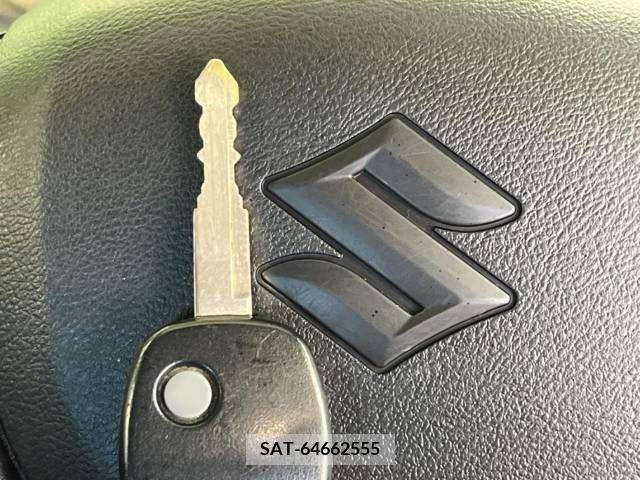 Suzuki ALTO 2019-05 305144-5