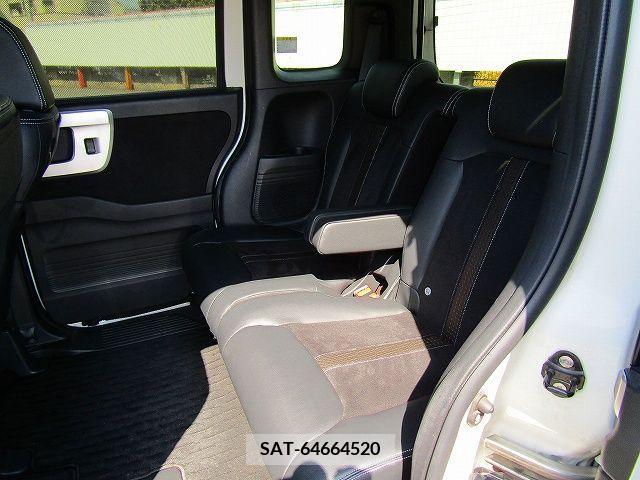 Honda N BOX CUSTOM 2018-05 238304-18