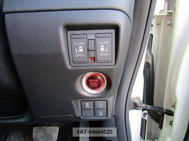 Honda N BOX CUSTOM 2018-05 238304-17