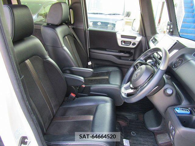 Honda N BOX CUSTOM 2018-05 238304-9