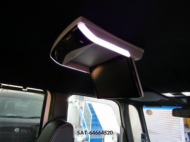 Honda N BOX CUSTOM 2018-05 238304-15