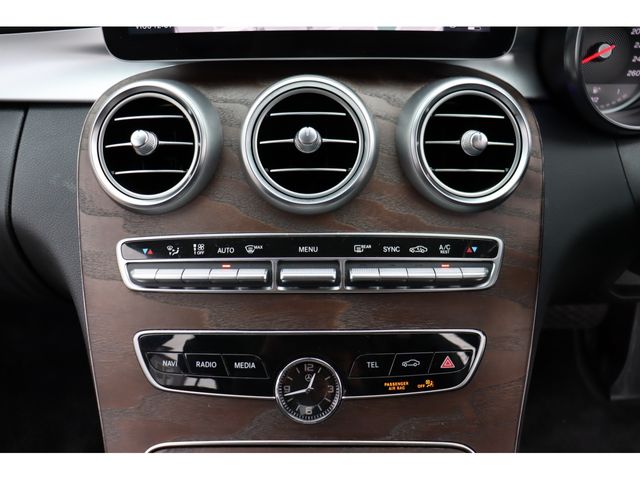 Mercedes Benz C-CLASS 2018-01 186579-11