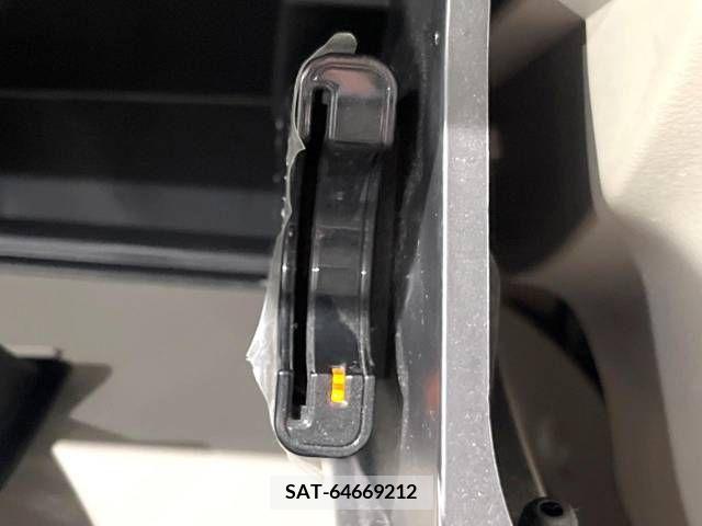 Suzuki EVERY WAGON 2016-06 338119-4