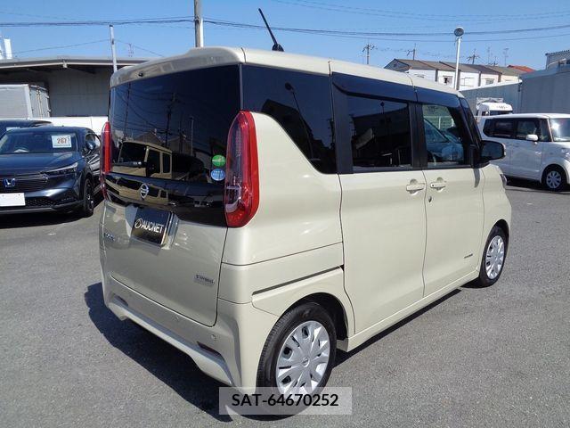 Nissan ROOX 2020-10 297958-2