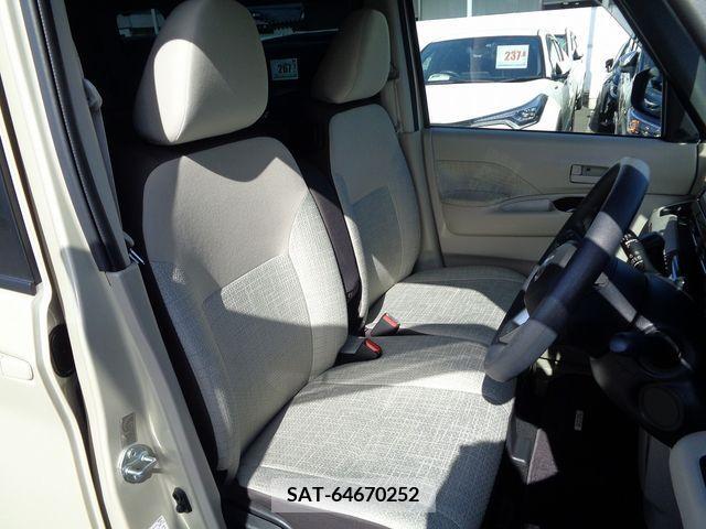 Nissan ROOX 2020-10 297958-3