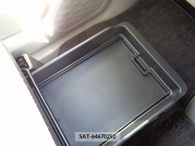 Nissan ROOX 2020-10 297958-19