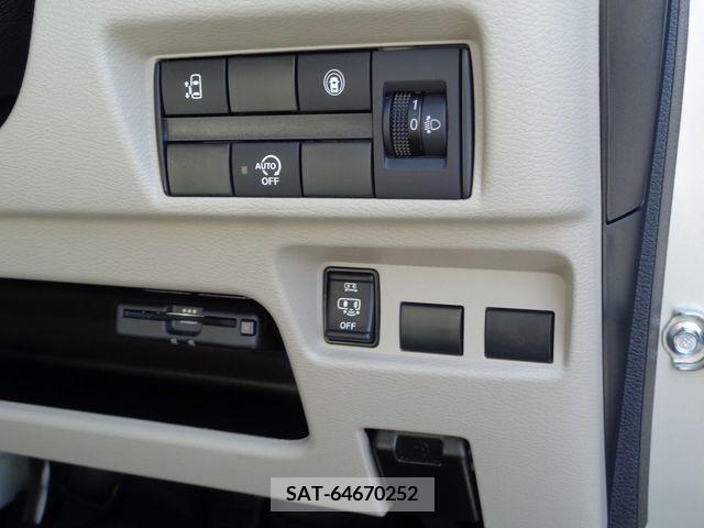Nissan ROOX 2020-10 297958-16