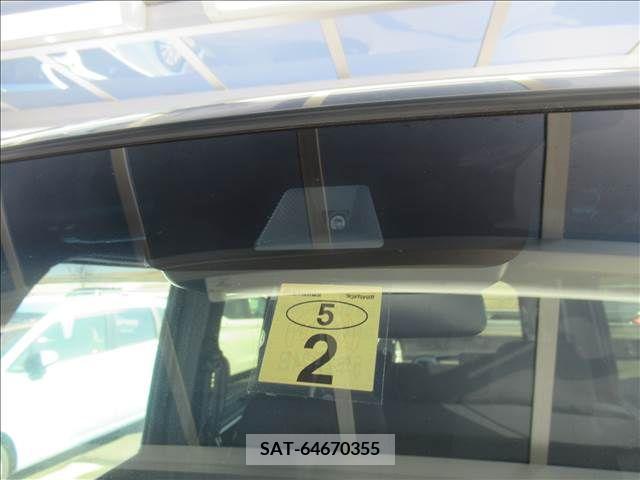 Honda N BOX CUSTOM 2018-02 278907-12