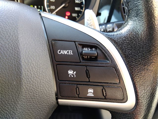 Mitsubishi OUTLANDER PHEV 2013-12 182532-12