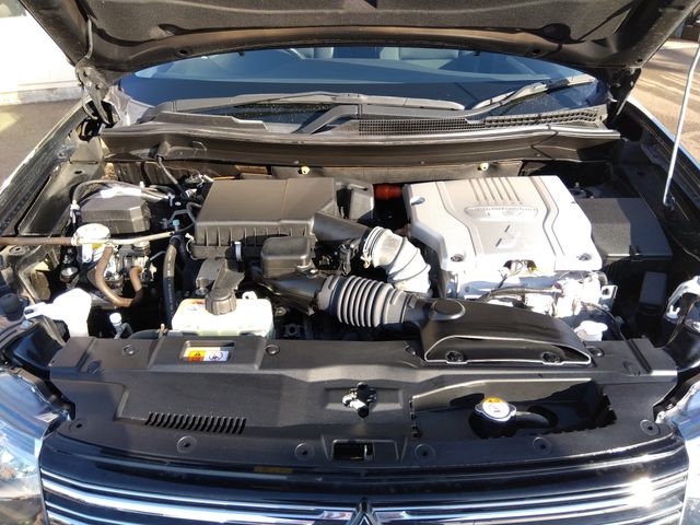 Mitsubishi OUTLANDER PHEV 2013-12 182532-19