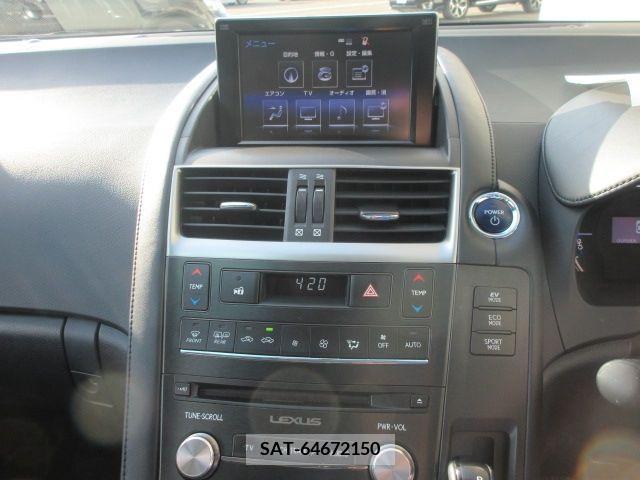 Lexus HS 2017-02 275373-10