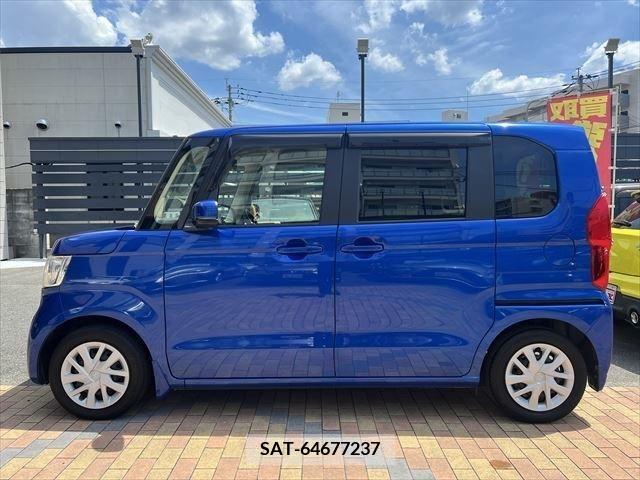 Honda N BOX 2018-02 364587-7
