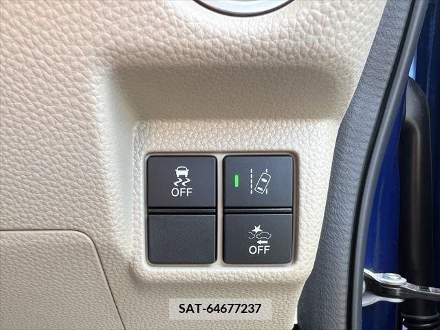 Honda N BOX 2018-02 364587-27