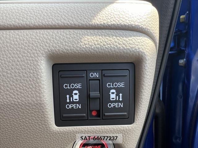 Honda N BOX 2018-02 364587-26