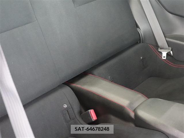 Toyota 86 2016-03 258641-13