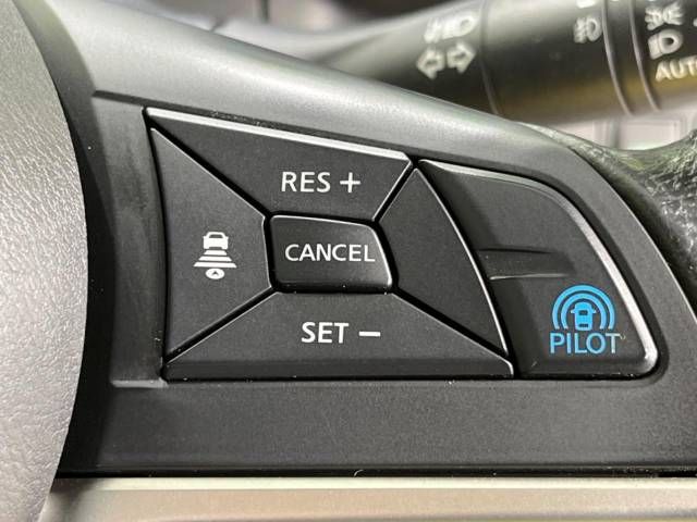Nissan SERENA 2016-11 17861-6