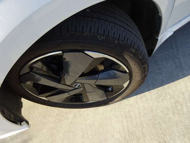 Nissan AURA 2023-06 184106-12