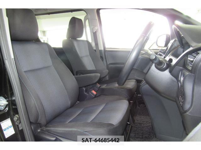 Toyota VOXY 2015-02 321700-4