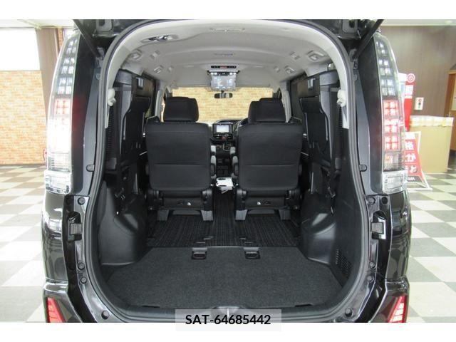 Toyota VOXY 2015-02 321700-12