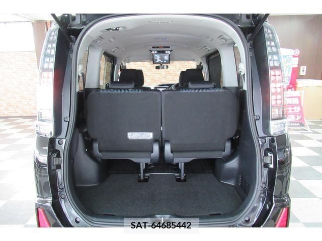 Toyota VOXY 2015-02 321700-11