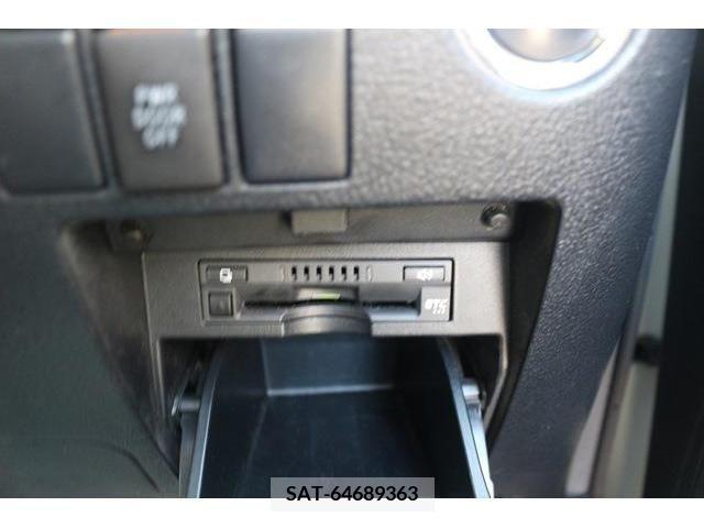 Toyota VELLFIRE 2017-07 372364-3