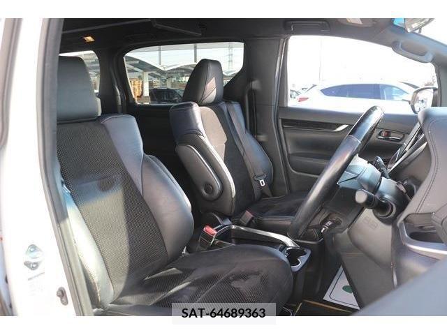 Toyota VELLFIRE 2017-07 372364-12