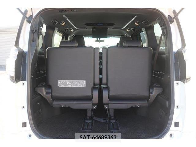 Toyota VELLFIRE 2017-07 372364-16