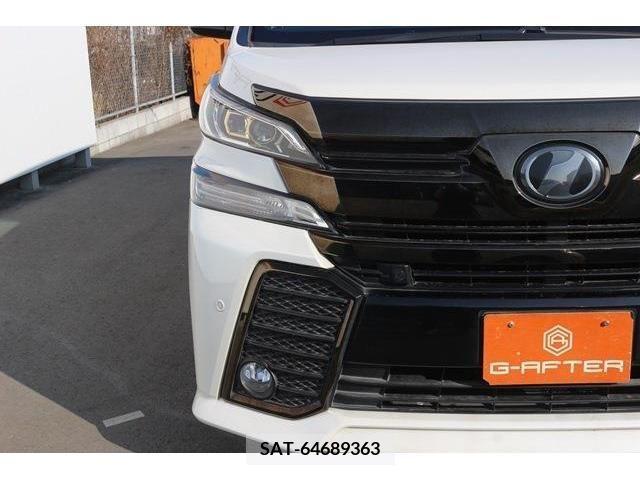Toyota VELLFIRE 2017-07 372364-9