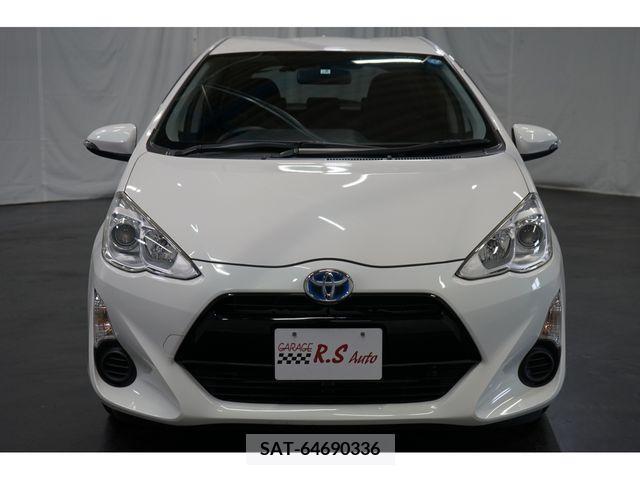 Toyota AQUA 2015-03 387041-20