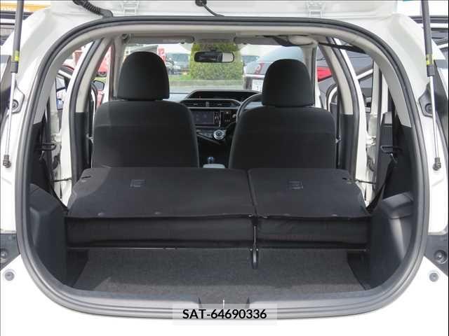 Toyota AQUA 2015-03 387041-18