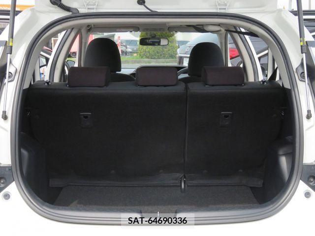 Toyota AQUA 2015-03 387041-28