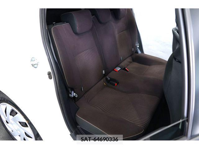 Toyota AQUA 2015-03 387041-26