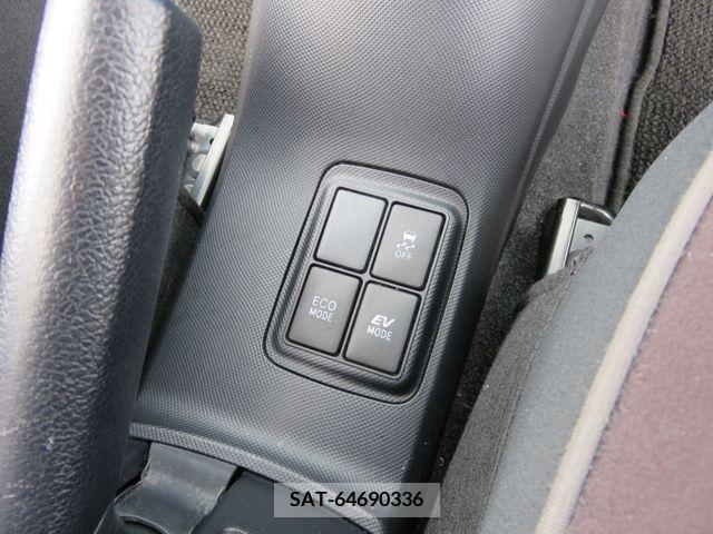 Toyota AQUA 2015-03 387041-24