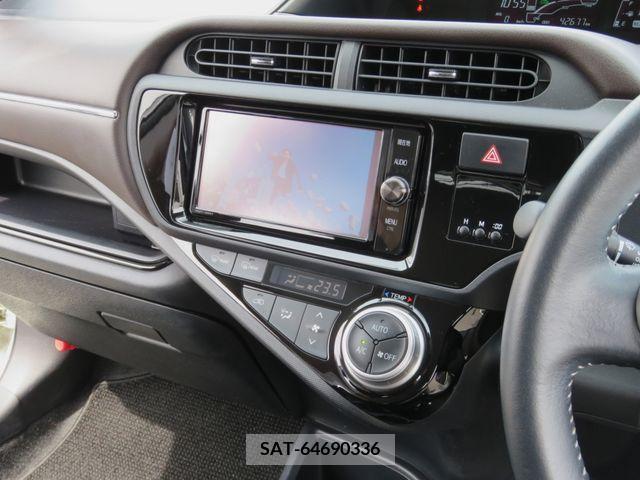 Toyota AQUA 2015-03 387041-23