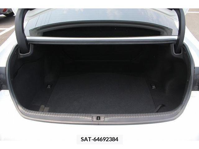 Lexus RC 2015-05 300051-14