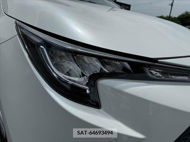 Toyota COROLLA TOURING 2019-11 330825-29