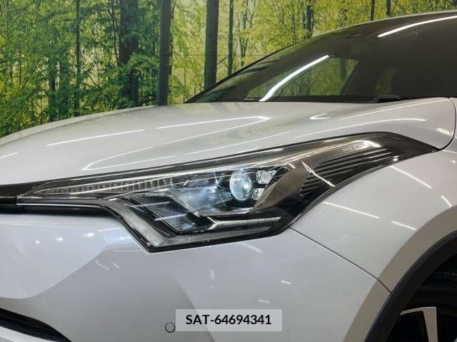 Toyota C-HR 2017-07 294918-11