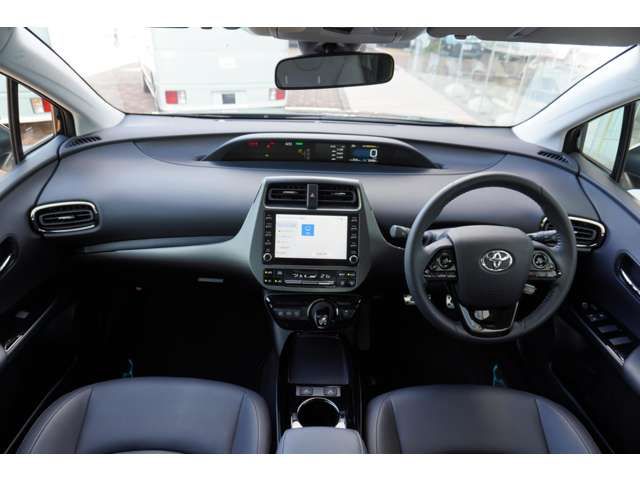 Toyota PRIUS 2022-04 21725-4