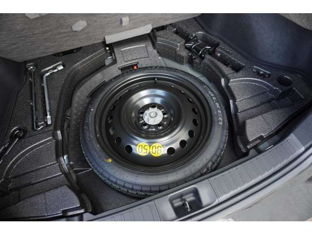 Toyota PRIUS 2022-04 21725-15