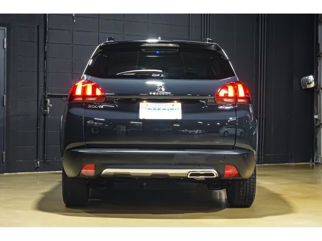 Peugeot 2008 2020-03 195011-26