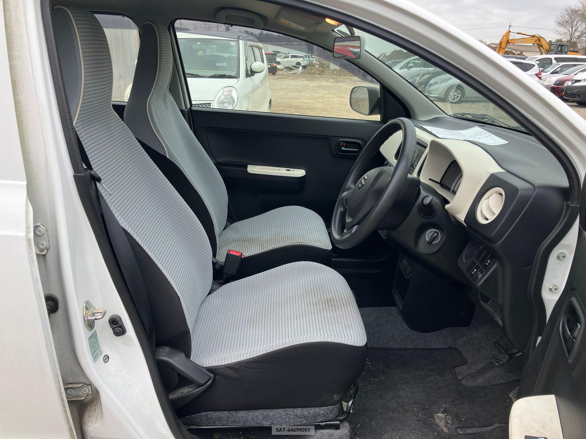 Suzuki ALTO 2017-12 258403-8