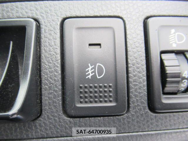 Suzuki SWIFT 2009-08 286600-10