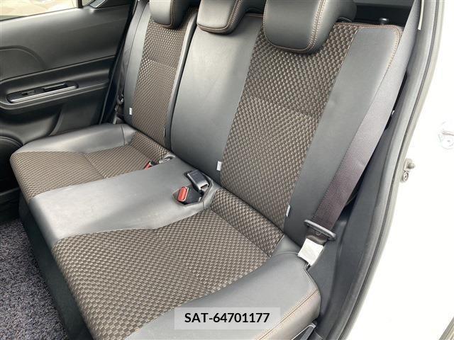 Toyota AQUA 2016-08 292075-14