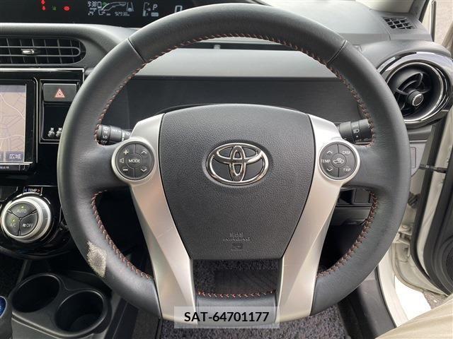 Toyota AQUA 2016-08 292075-8