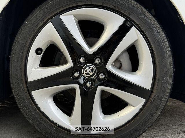 Toyota PRIUS 2018-01 385313-15