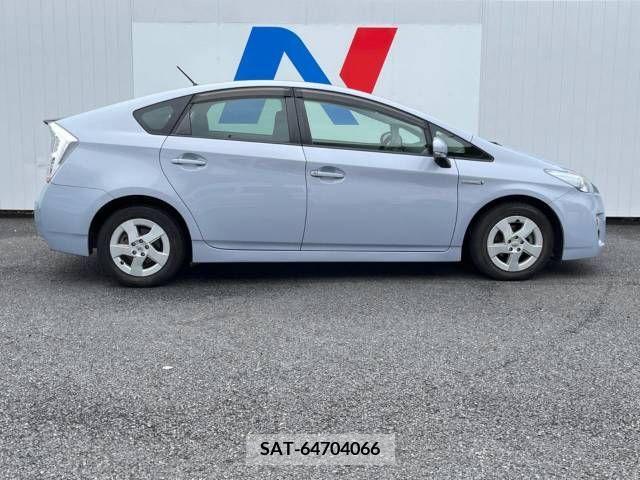 Toyota PRIUS 2011-07 255622-19