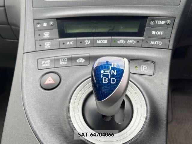 Toyota PRIUS 2011-07 255622-6