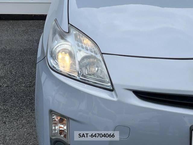 Toyota PRIUS 2011-07 255622-16
