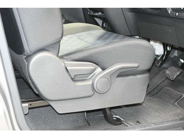 Nissan DAYZ 2020-10 19777-6