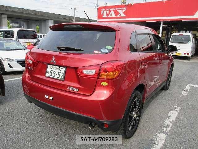 Mitsubishi RVR 2014-03 388603-2